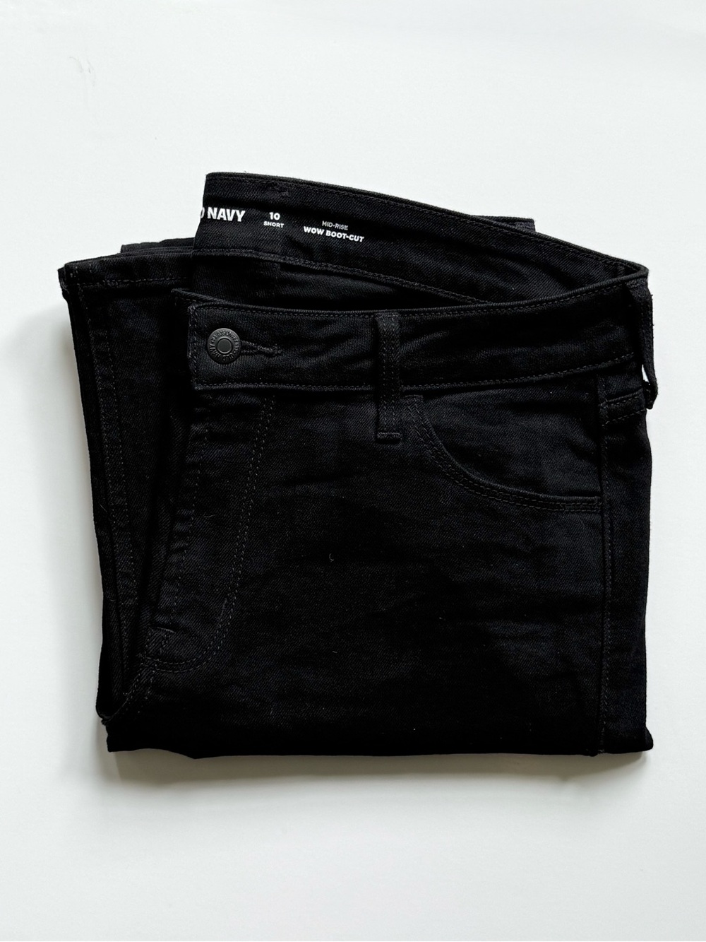 NEVER WORN Old Navy Women’s Wow Mid-Rise Bootcut Black Denim Jeans 10 Short